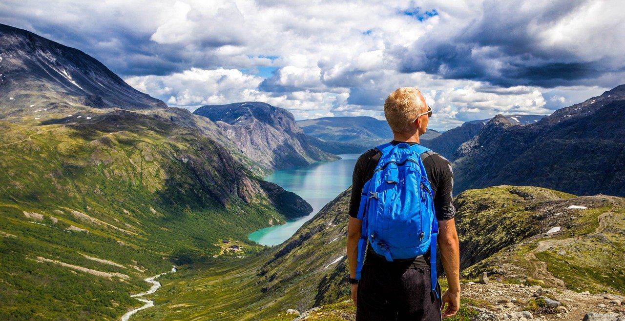Wolny czas na studiach w Norwegii studenci często spędzają w naturze